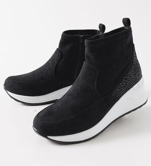 BELLUNA（ベルーナ）の「４Ｅ厚底ビジュー使いストレッチブーツ（ブーツ）」｜ブラック