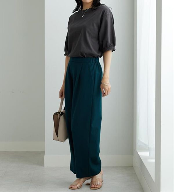 BELLUNA（ベルーナ）の「デザインリブ使いふんわり袖プルオーバー（カットソー）」｜詳細画像