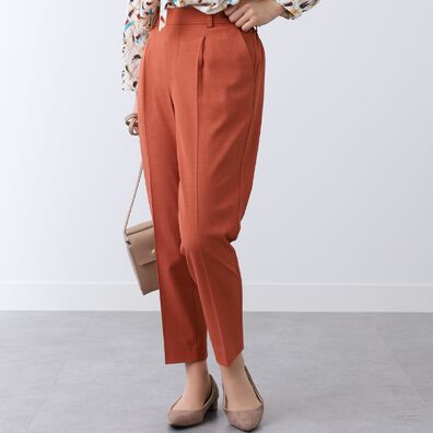 BELLUNA（ベルーナ）の「快適機能付！美脚見えテーパードパンツ（テーパードパンツ）」