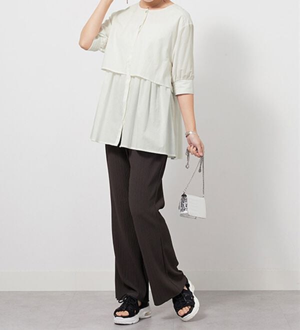 GeeRA（ジーラ）の「【華奢見え】羽織にもなる！ペプラムシャツチュニック（チュニック）」｜詳細画像