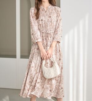 alotta（アロッタ）の「柄アソートギャザーデザインワンピース（その他ワンピース）」｜ピンク系花柄