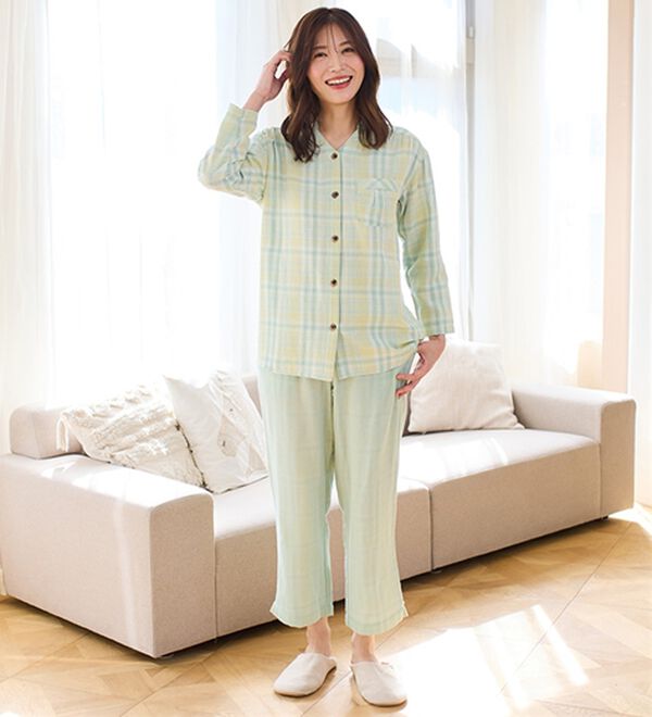 LAVIENNE（ラヴィエンヌ）の「【オーガニックコットン使用】綿１００％Ｗガーゼのルームパジャマ（パジャマ・ルームウェア）」｜グリーン