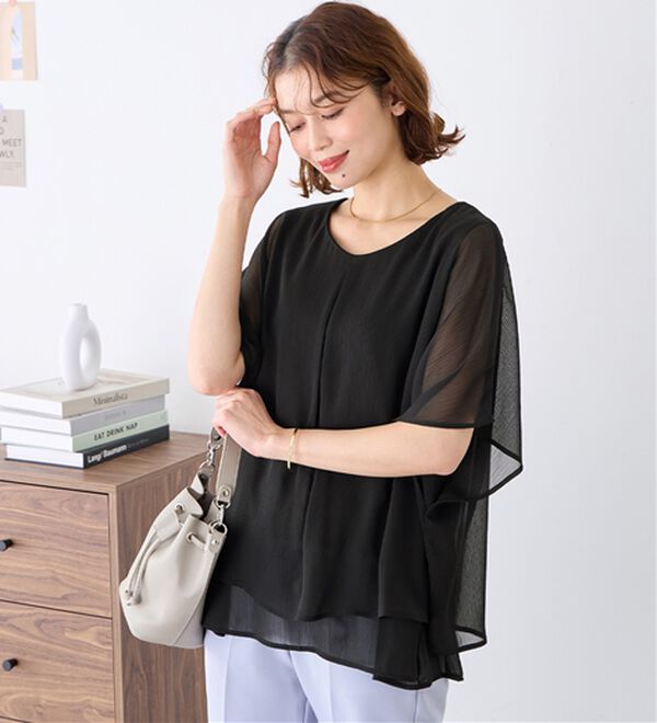 Viola e Viola（ヴィオラ エ ヴィオラ）の「【接触冷感】ひんやり涼しいタックデザインレイヤード風ブラウス（ブラウス）」｜詳細画像