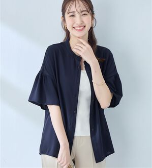 alotta（アロッタ）の「バンドカラーフレアー袖ブラウス（ブラウス）」｜ネイビー