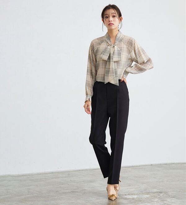 Pierrot（ピエロ）の「選べる柄２ｗａｙリボンブラウス（ブラウス）」｜詳細画像