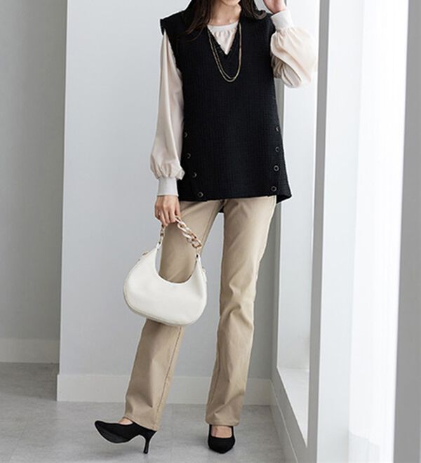 BELLUNA（ベルーナ）の「【選べる裏起毛】静電気防止！ヘリンボーンブーツカットパンツ（フルレングスパンツ）」｜詳細画像