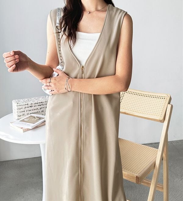 GeeRA（ジーラ）の「３ＷＡＹジップデザインジレワンピース（ジレ）」｜詳細画像