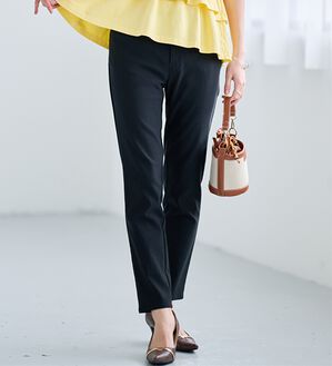 RANAN（ラナン）の「【4つの機能付】美脚アンクルパンツ（フルレングスパンツ）」｜ブラック