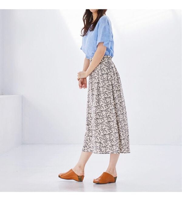 BELLUNA（ベルーナ）の「牛革柔らかフットベットウェッジサンダル（サンダル・ミュール）」｜詳細画像