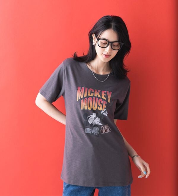 BELLUNA（ベルーナ）の「＜Ｄｉｓｎｅｙ＞キャラクタープリントヴィンテージ風Ｔシャツ（チュニック）」｜詳細画像