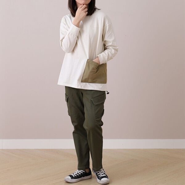 BELLUNA（ベルーナ）の「＜ｓｏｒａｆｕｋｕ＞ビッグポケット使いプルオーバー（カットソー）」｜詳細画像