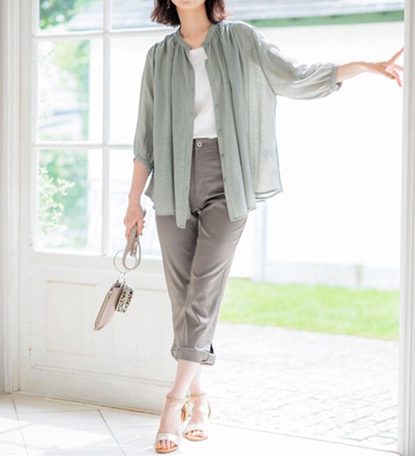 BELLUNA（ベルーナ）の「【新色追加】スラブ素材ギャザーデザインブラウス（ブラウス）」｜詳細画像