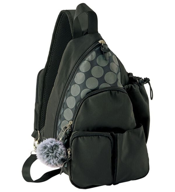 BELLUNA（ベルーナ）の「気がきく小回り優秀ボディバッグ（リュック）」｜黒(ポケット取り外し不可)