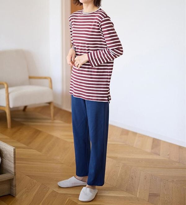 LAVIENNE（ラヴィエンヌ）の「【とろける肌心地】綿１００％あったかスムースパジャマ（パジャマ・ルームウェア）」｜詳細画像