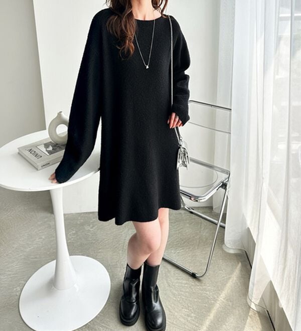 GeeRA（ジーラ）の「ボートネックミニ丈ニットワンピース（ニットワンピース）」｜詳細画像