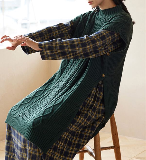 Viola e Viola（ヴィオラ エ ヴィオラ）の「ロングニットベスト（ベスト）」｜詳細画像