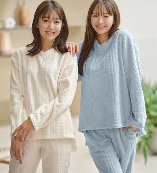 YU'NOW（ユナウ）の「【上下２点セット】ケーブルニット風フリースルームウェアセット（パジャマ・ルームウェア）」｜詳細画像