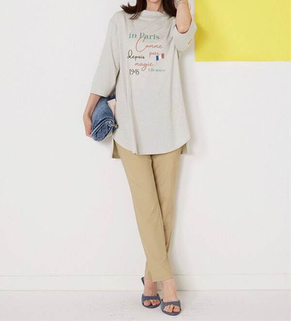 BELLUNA（ベルーナ）の「＜ＥＬＬＥ　Ａｃｔｉｖｅ＞多機能ロゴプリントチュニック（チュニック）」｜詳細画像