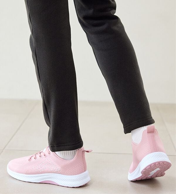 BELLUNA（ベルーナ）の「【チラシ掲載】手を使わずに履けるニットスニーカー（スニーカー）」｜詳細画像