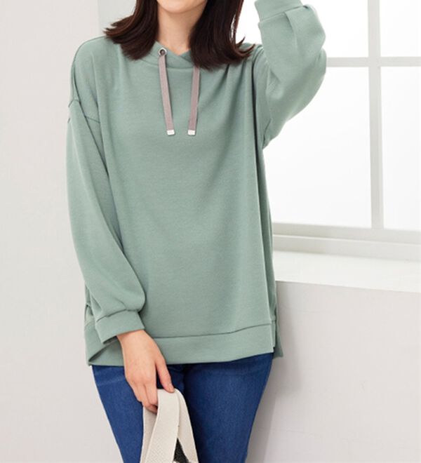 BELLUNA（ベルーナ）の「上品見えとろみワイドネックプルオーバー（カットソー）」｜詳細画像