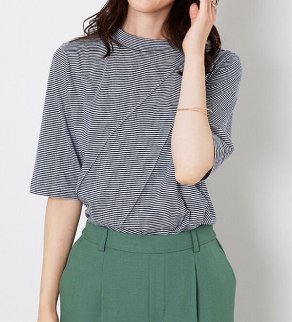 BELLUNA（ベルーナ）の「細ボーダータックデザインチュニック（チュニック）」｜詳細画像