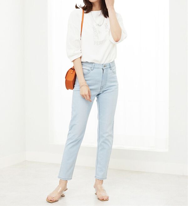 BELLUNA（ベルーナ）の「異素材使いロゴデザインプルオーバー（カットソー）」｜詳細画像