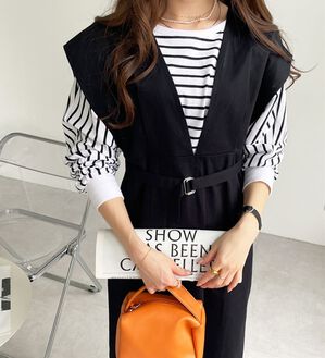 GeeRA（ジーラ）の「ベルト付Ｖネックジャンスカ（ジャンパースカート）」｜詳細画像