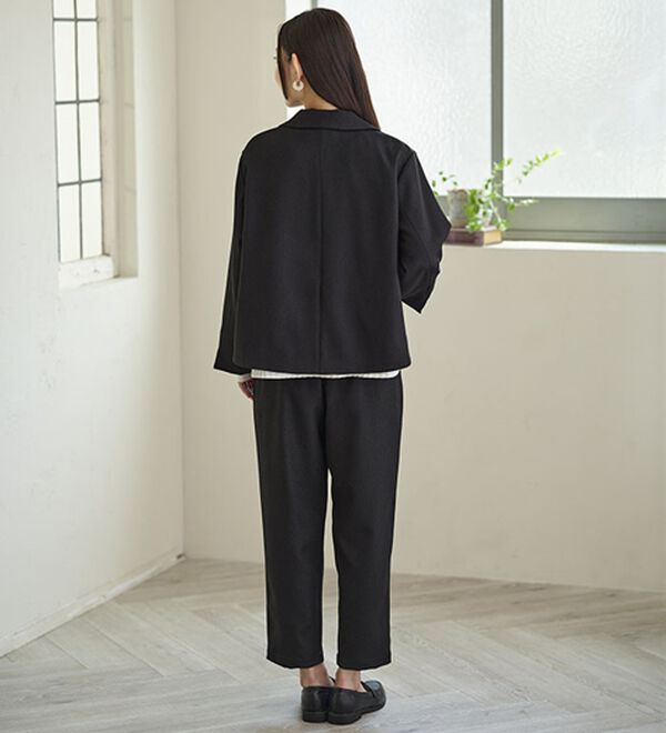 BELLUNA（ベルーナ）の「ドビー素材タックデザインゆったりテーパードパンツ（テーパードパンツ）」｜詳細画像