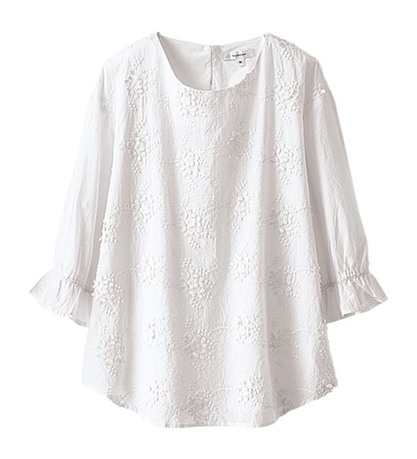 BELLUNA（ベルーナ）の「【店舗・ネット限定】モチーフレース使い袖ギャザーブラウス（ブラウス）」｜詳細画像