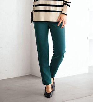 BELLUNA（ベルーナ）の「裏ベロアストレッチ素材レギンスパンツ【Prima fit pants】（スパッツ・レギンス）」｜モスグリーン
