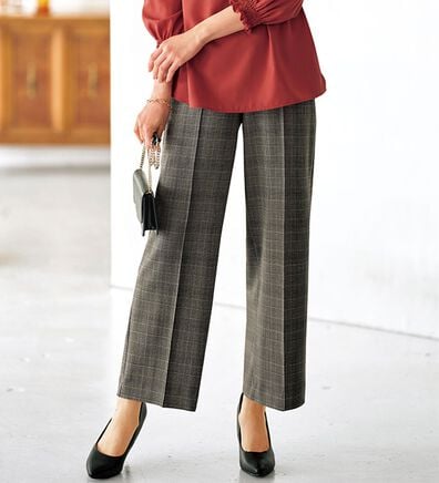 BELLUNA（ベルーナ）の「ストレッチ素材ボタン使いワイドパンツ（ワイドパンツ・ガウチョ）」