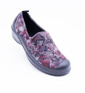 BELLUNA（ベルーナ）の「ゆったりワイズのびの～びウェッジシューズ（パンプス）」｜花柄