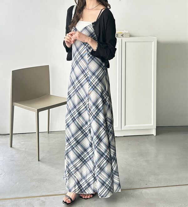 GeeRA（ジーラ）の「シアーチェックキャミワンピース（その他ワンピース）」｜ネイビーケイ