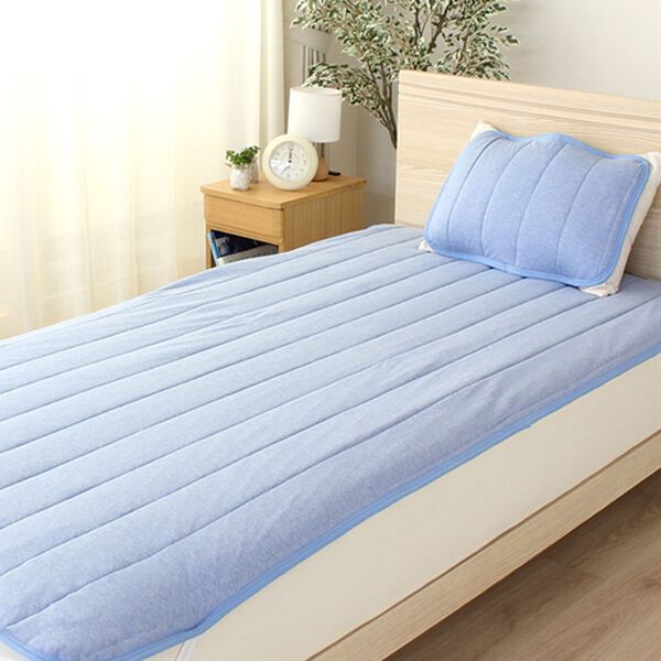 「冷感綿１００％ニット素材の敷パッド・枕パッド＜接触冷感敷きパッド・洗える＞（敷パッド）」｜ブルー