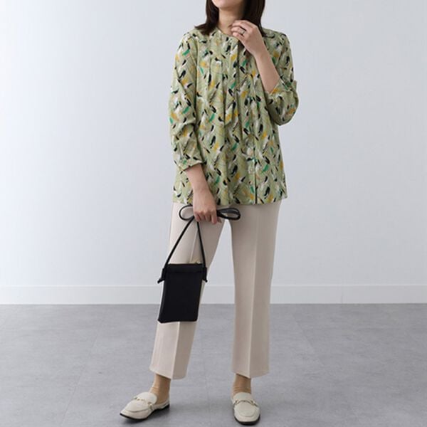 BELLUNA（ベルーナ）の「ジョーゼット裾スリットフレアーパンツ（フルレングスパンツ）」｜詳細画像