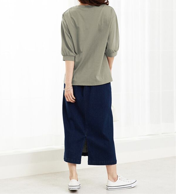 BELLUNA（ベルーナ）の「異素材使いロゴデザインプルオーバー（カットソー）」｜詳細画像