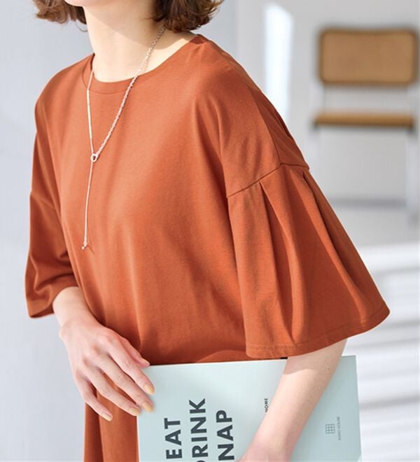 Viola e Viola（ヴィオラ エ ヴィオラ）の「袖タックチュニックTシャツ（チュニック）」｜詳細画像