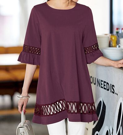 BELLUNA（ベルーナ）の「楽もきれいも譲れない！サークルレース使いカットソーチュニック（チュニック）」