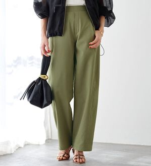 BELLUNA（ベルーナ）の「風通る！サッカー素材バレルパンツ（フルレングスパンツ）」｜カーキ