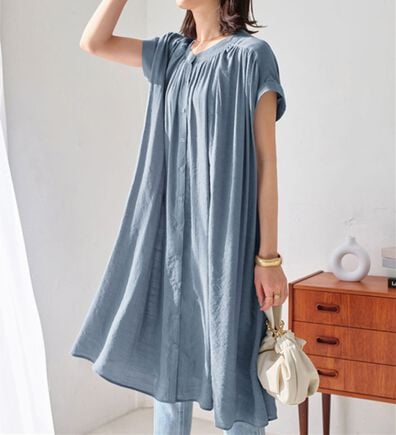 Viola e Viola（ヴィオラ エ ヴィオラ）の「【接触冷感】スラブ素材ギャザーワンピース（その他ワンピース）」