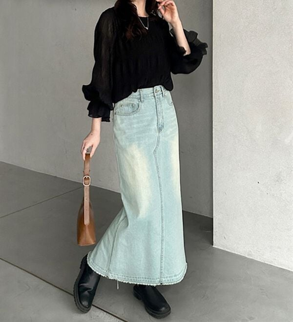 GeeRA（ジーラ）の「バックスリットデニムロングスカート（ロングスカート）」｜詳細画像