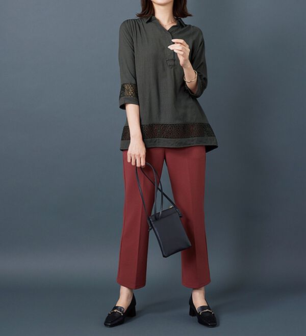 BELLUNA（ベルーナ）の「袖＆裾レースデザインシャツチュニック（チュニック）」｜詳細画像