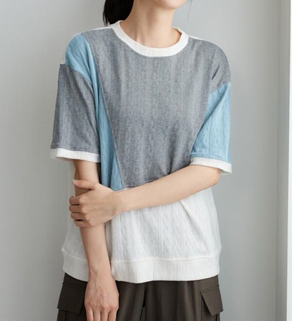 BELLUNA（ベルーナ）の「ミニケーブル柄パッチワーク風プルオーバー（カットソー）」｜詳細画像