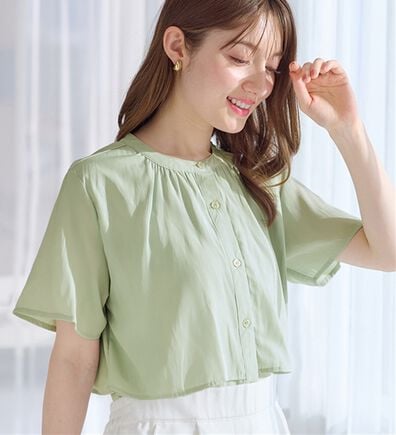 alotta（アロッタ）の「【前後２ＷＡＹ】上品ケープ風ブラウス（ブラウス）」