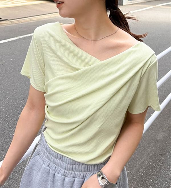 RANAN（ラナン）の「【ひんやり/UV対策】上品ドレープリブTシャツ（カットソー）」｜ライム