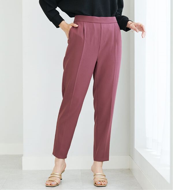 BELLUNA（ベルーナ）の「サラサラ美脚テーパードパンツ（テーパードパンツ）」｜ローズピンク