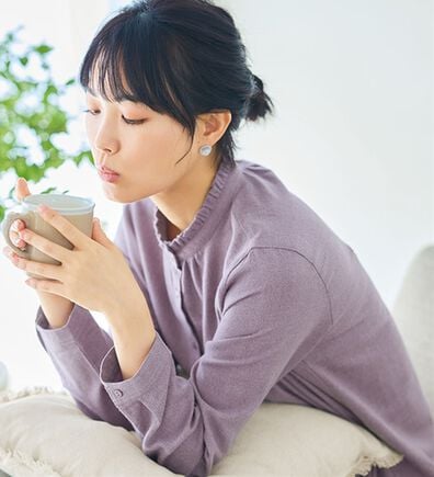 BELLUNA（ベルーナ）の「《ＨｕｇＲｅａｍコットン》フリル衿ブラウス（ブラウス）」