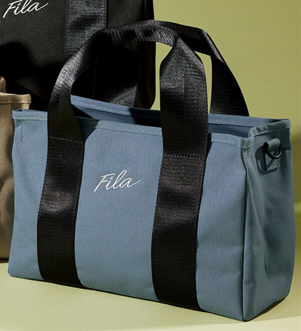「＜ＦＩＬＡ＞便利な２ルームコンパクトトート（メンズトートバッグ）」｜ブルー