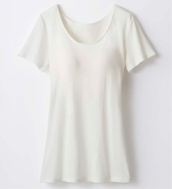 LAVIENNE（ラヴィエンヌ）の「綿１００％サラッと汗取りインナー　カップ付きインナー　半袖＜ラヴィクールナチュラル＞（ブラトップ・カップ付きインナー）」｜オフホワイト