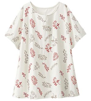 BELLUNA（ベルーナ）の「刺しゅうデザインゆったりプルオーバー（カットソー）」｜オフ白系(花)